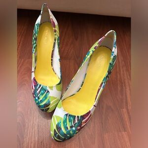 Nine West Tropical Heel Size 9